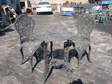 Aluminiowy żeliwny stół i krzesła / malowanie proszkowe Żeliwne końcówki stołowe